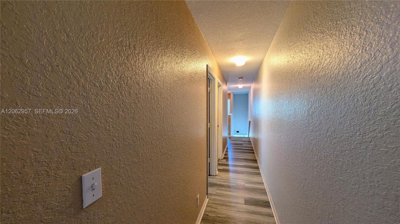 2231 N Cordoba Bnd, Weston, FL 33327 Photo