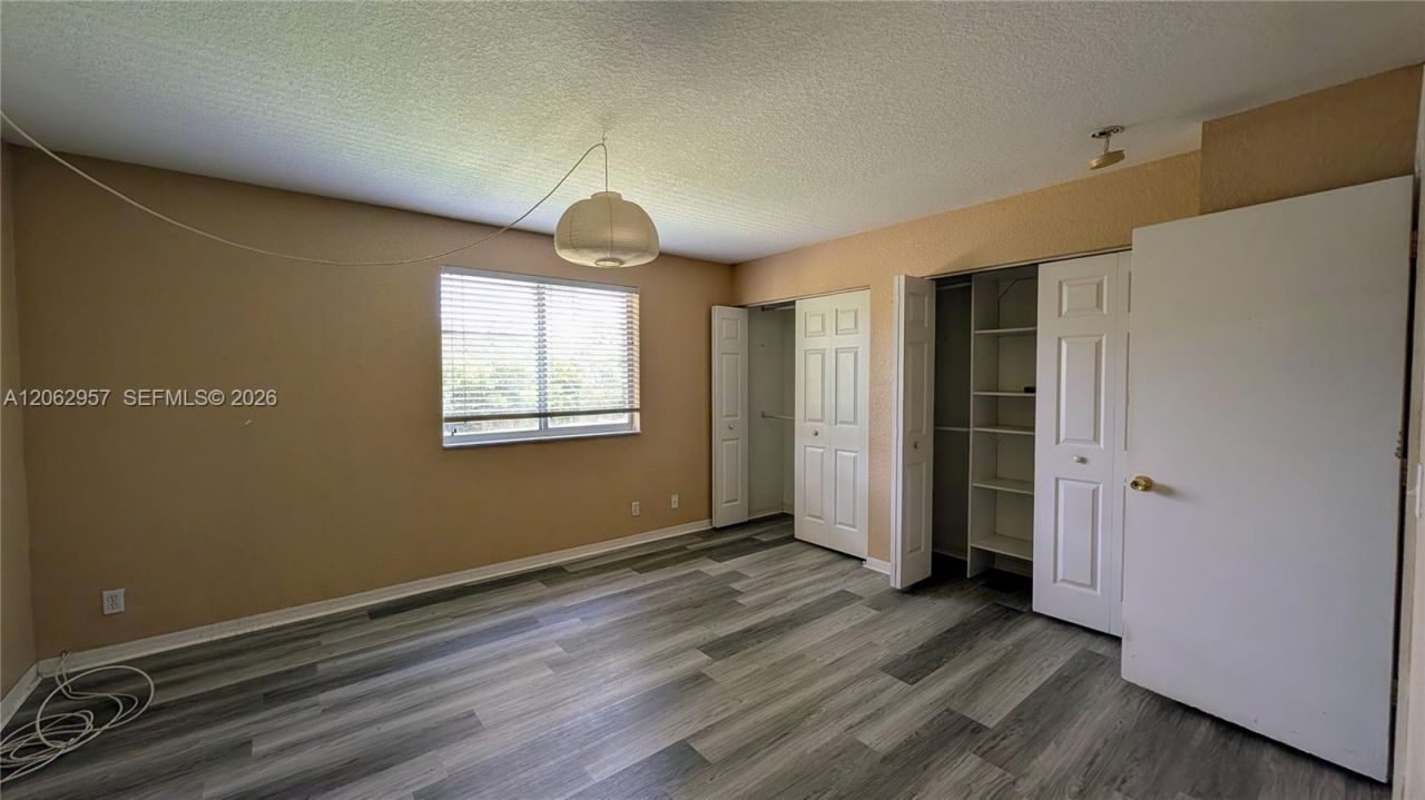 2231 N Cordoba Bnd, Weston, FL 33327 Photo