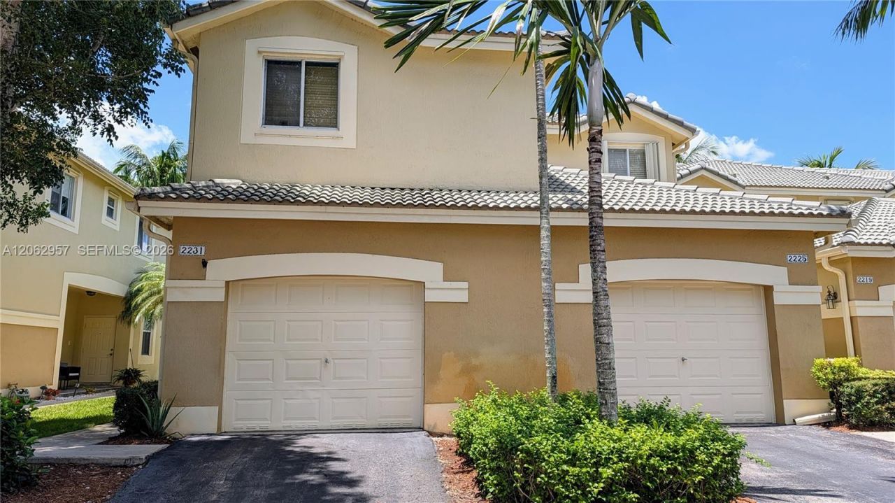 2231 N Cordoba Bnd, Weston, FL 33327 Photo