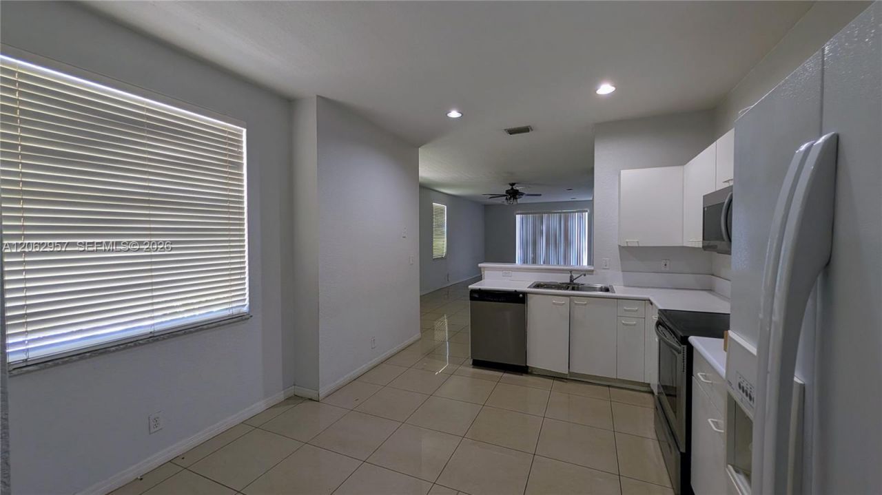 2231 N Cordoba Bnd, Weston, FL 33327 Photo