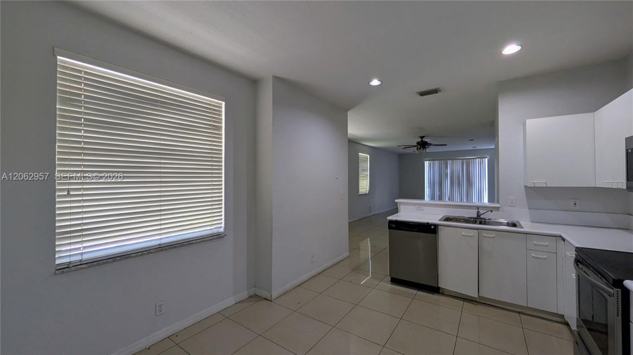 2231 N Cordoba Bnd, Weston, FL 33327 Photo