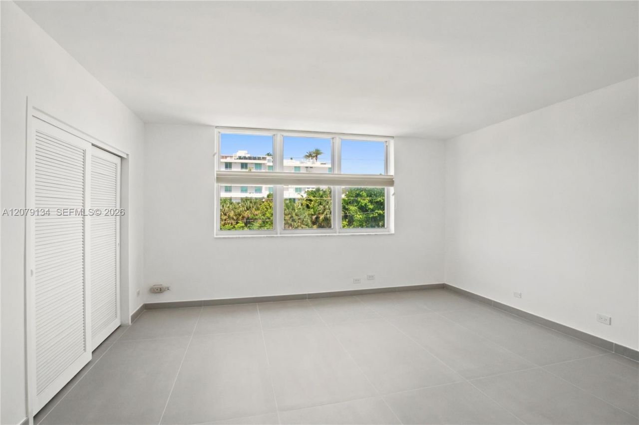 10180 W Bay Harbor Dr , Unit 3A, Bay Harbor Islands, FL 33154 Photo