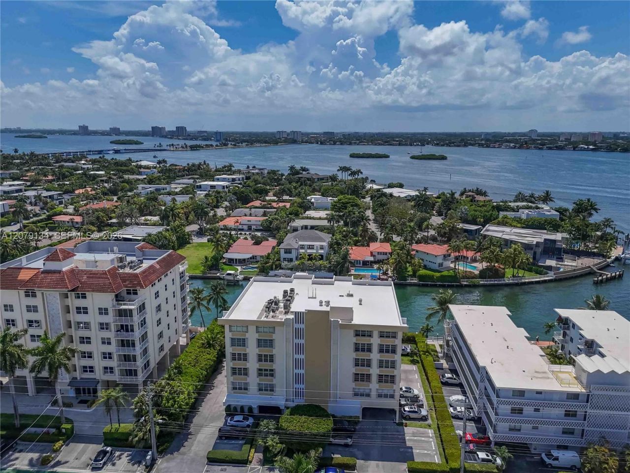 10180 W Bay Harbor Dr , Unit 3A, Bay Harbor Islands, FL 33154 Photo