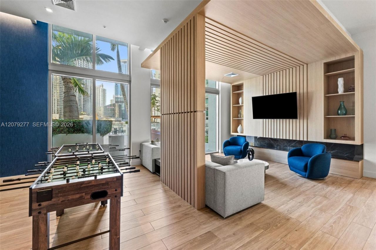 90 SW 3rd St , Unit 1506, Miami, FL 33130 Photo