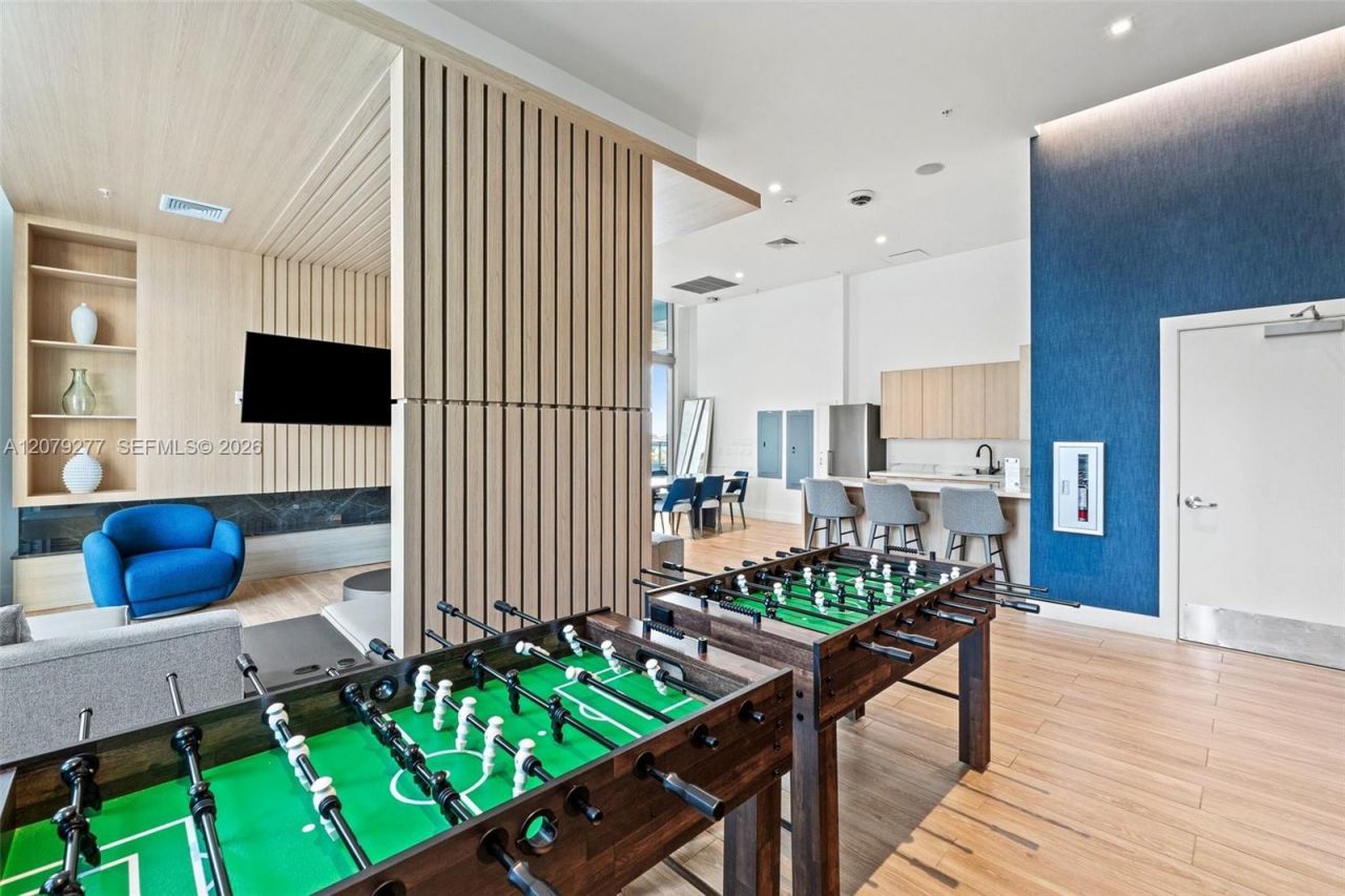 90 SW 3rd St , Unit 1506, Miami, FL 33130 Photo