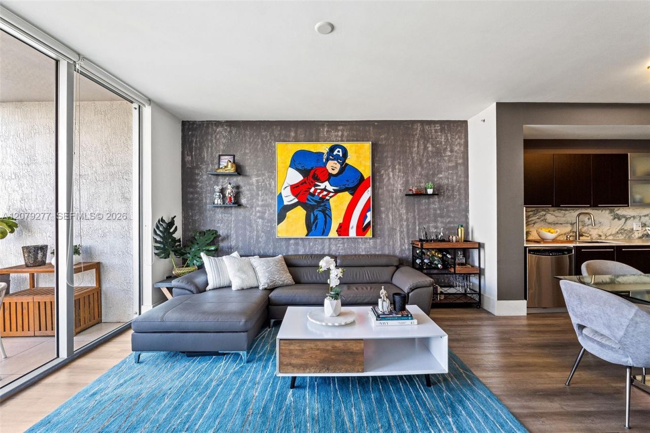 90 SW 3rd St , Unit 1506, Miami, FL 33130 Photo