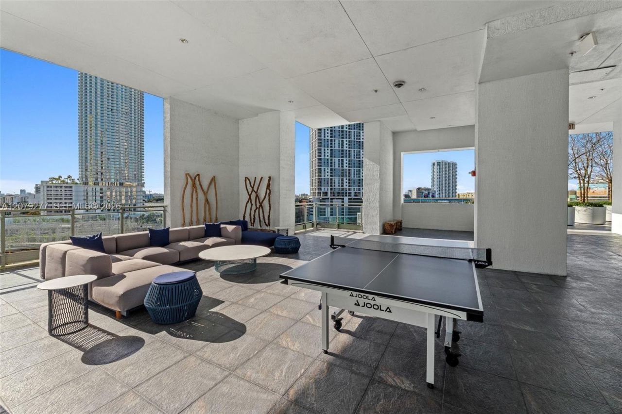 90 SW 3rd St , Unit 1506, Miami, FL 33130 Photo