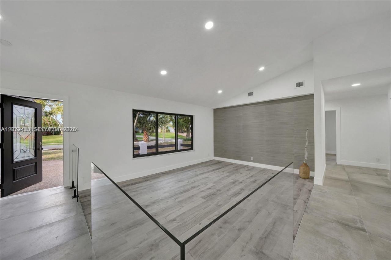 3352 Lakeview Blvd , Delray Beach, FL 33445 Photo