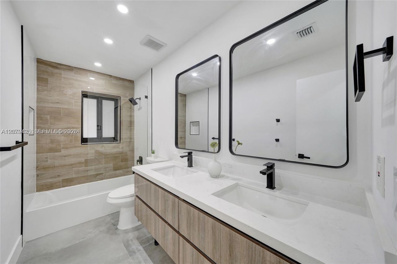 3352 Lakeview Blvd , Delray Beach, FL 33445 Photo