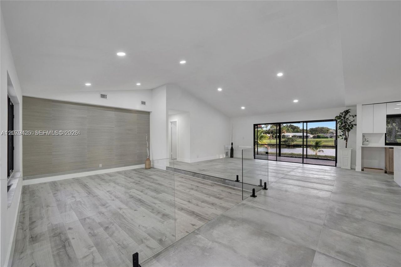 3352 Lakeview Blvd , Delray Beach, FL 33445 Photo