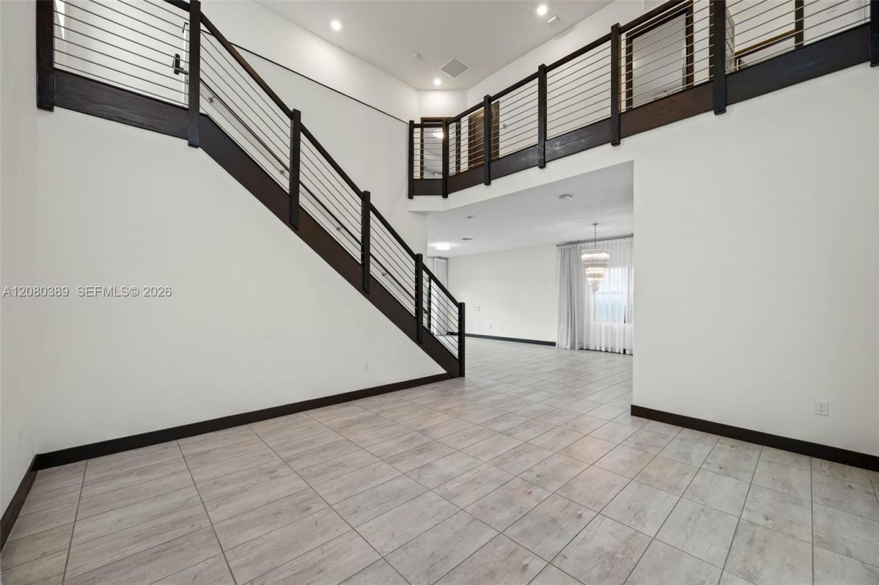 15742 NW 88th Ave, Miami Lakes, FL 33018 Photo