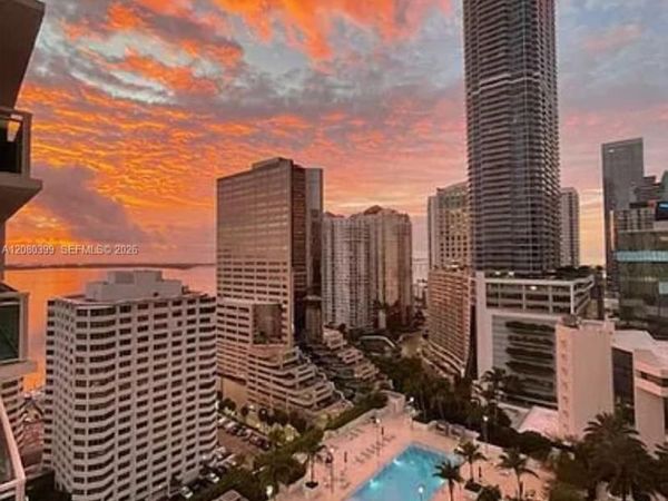950 Brickell Bay Dr, Unit 2203, Miami, FL 33131