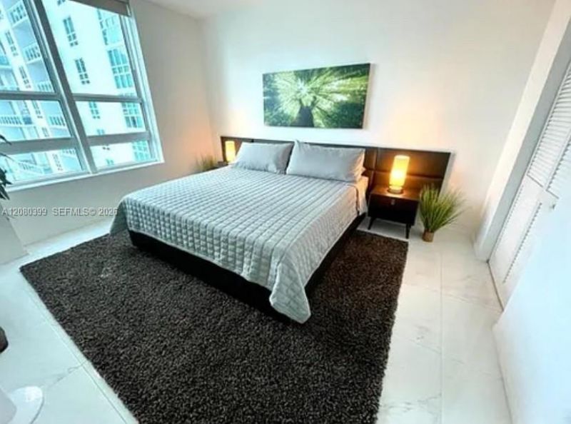 950 Brickell Bay Dr, Unit 2203, Miami, FL 33131 Photo