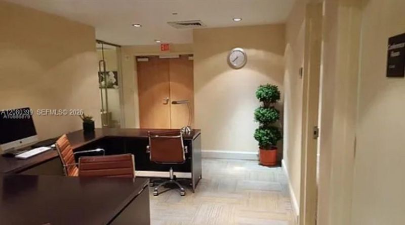 950 Brickell Bay Dr, Unit 2203, Miami, FL 33131 Photo