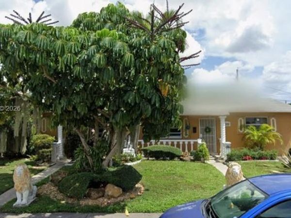 1075 NW 100th St , Miami, FL 33150