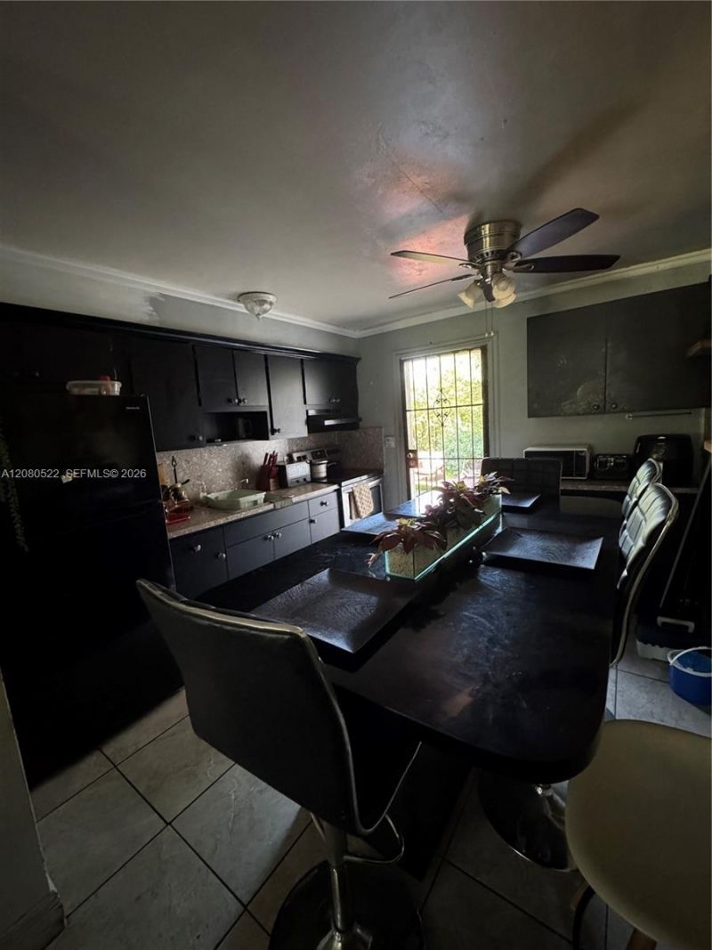 1075 NW 100th St , Miami, FL 33150 Photo