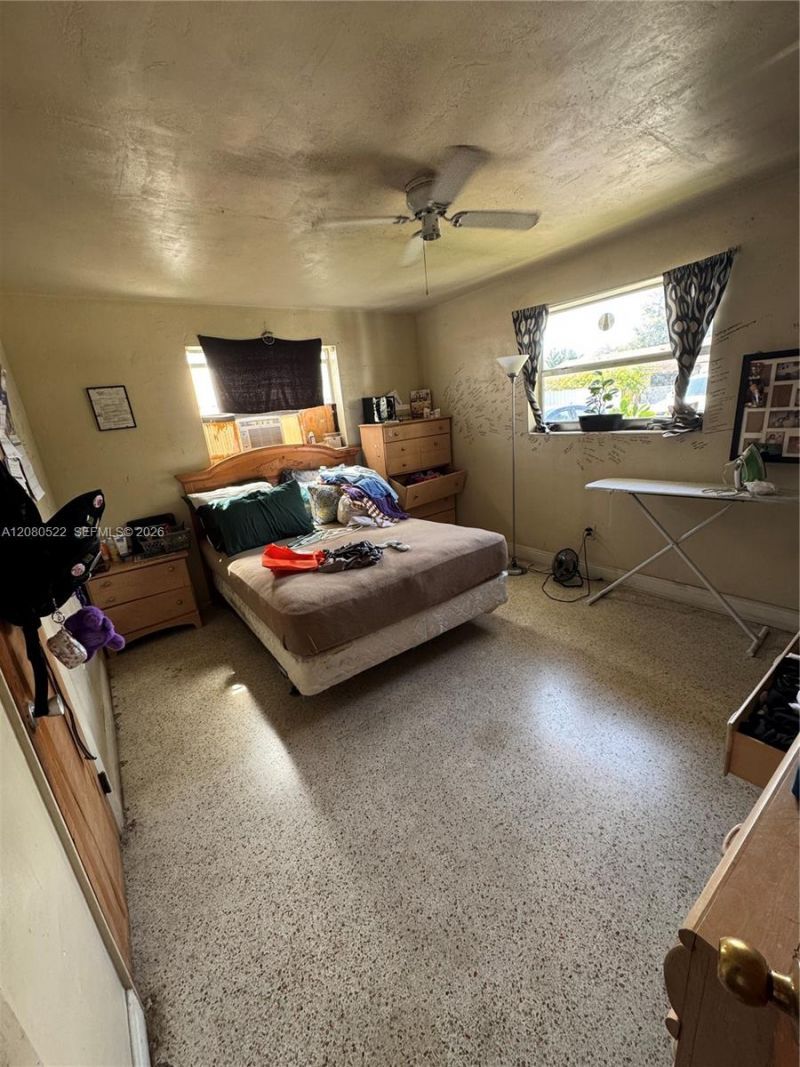 1075 NW 100th St , Miami, FL 33150 Photo