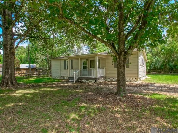 33872 Courtney Ln, Denham Springs, LA 70706