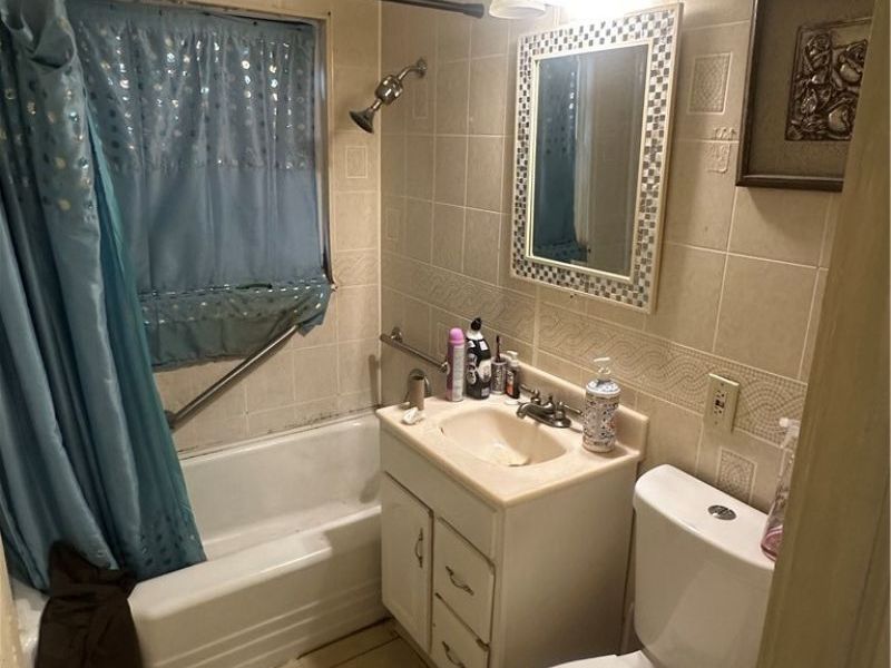 17015 Palda Drive, Cleveland, OH 44128 Photo 12