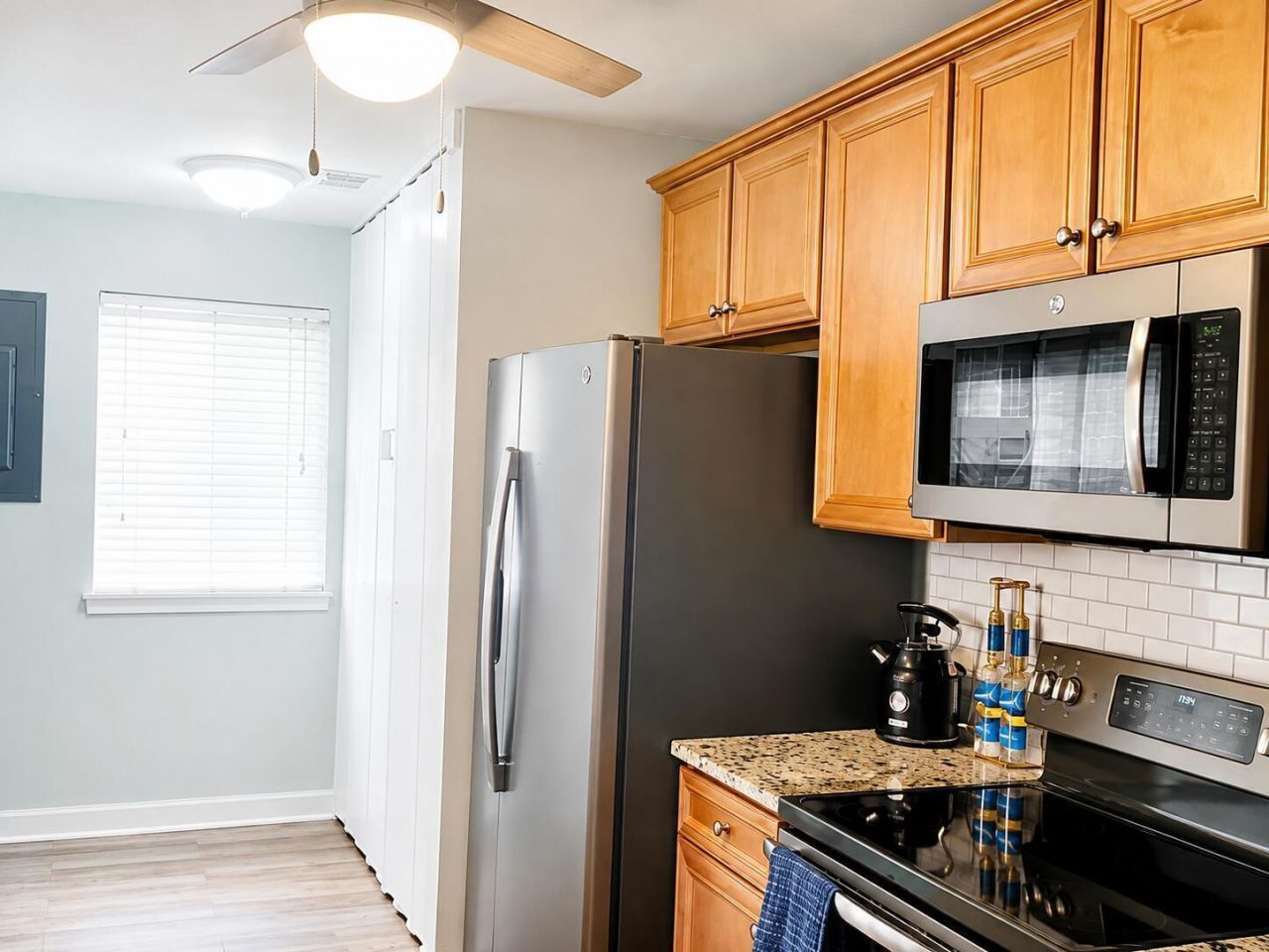 1129 Astor Drive Photo 8