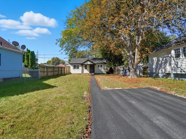 913 Coventry Avenue , Toledo, OH 43607