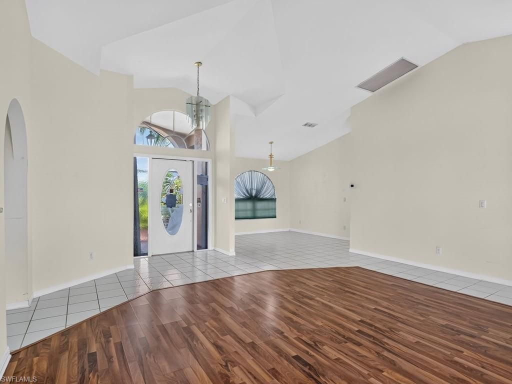 1302 SE 12th Ter , Cape Coral, FL 33990 Photo