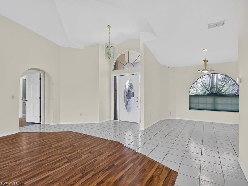 1302 SE 12th Ter , Cape Coral, FL 33990 Photo
