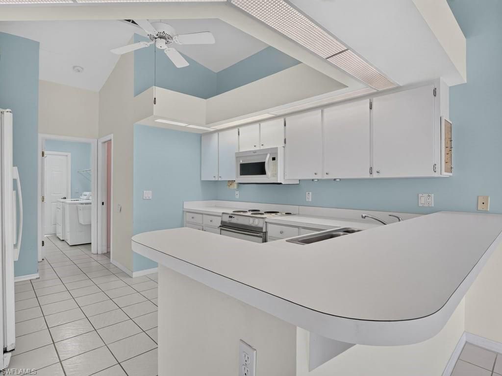 1302 SE 12th Ter , Cape Coral, FL 33990 Photo