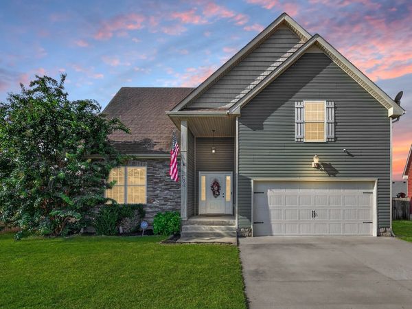 702 Backwind Lane, Clarksville, TN 37040