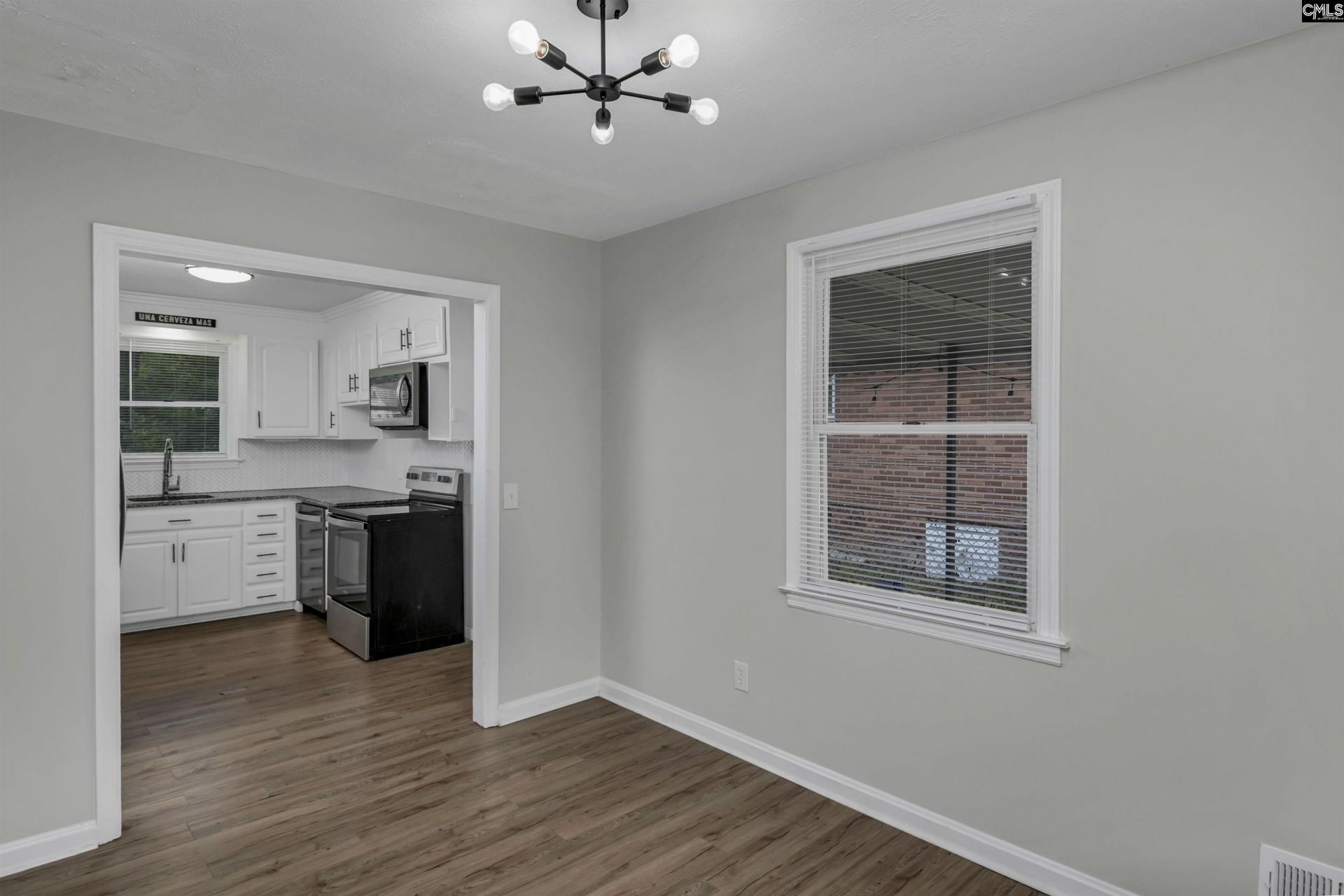 973 Airport Boulevard  Photo 10