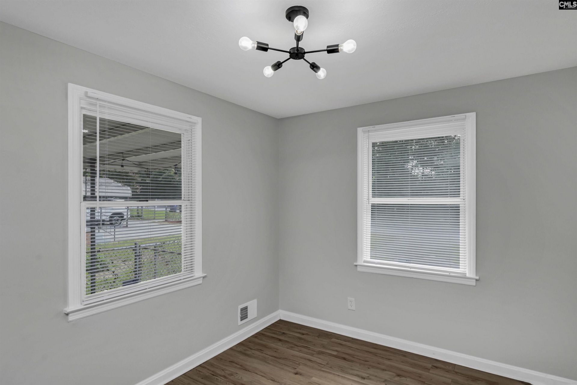 973 Airport Boulevard  Photo 11
