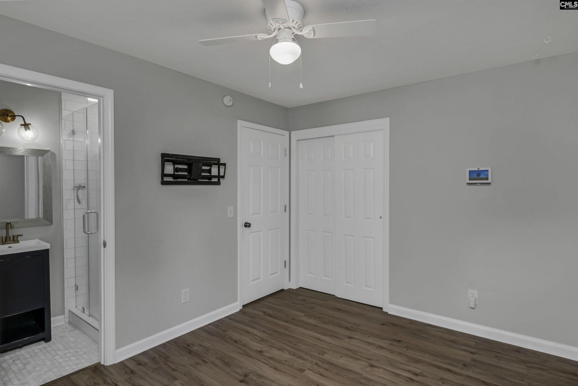 973 Airport Boulevard  Photo 18