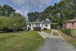973 Airport Boulevard  photo 4