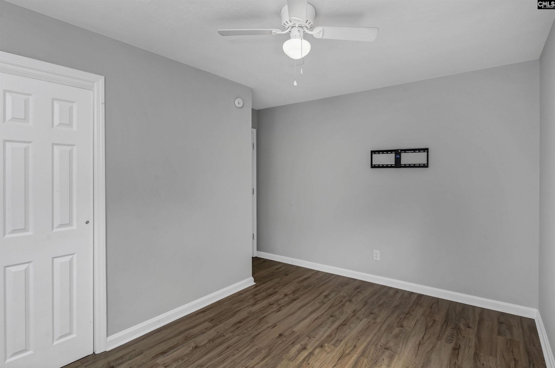 973 Airport Boulevard  Photo 23