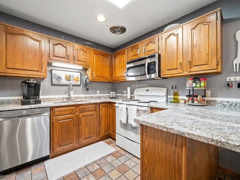 3761 Santom Road N, Stow, OH 44224 Photo 10