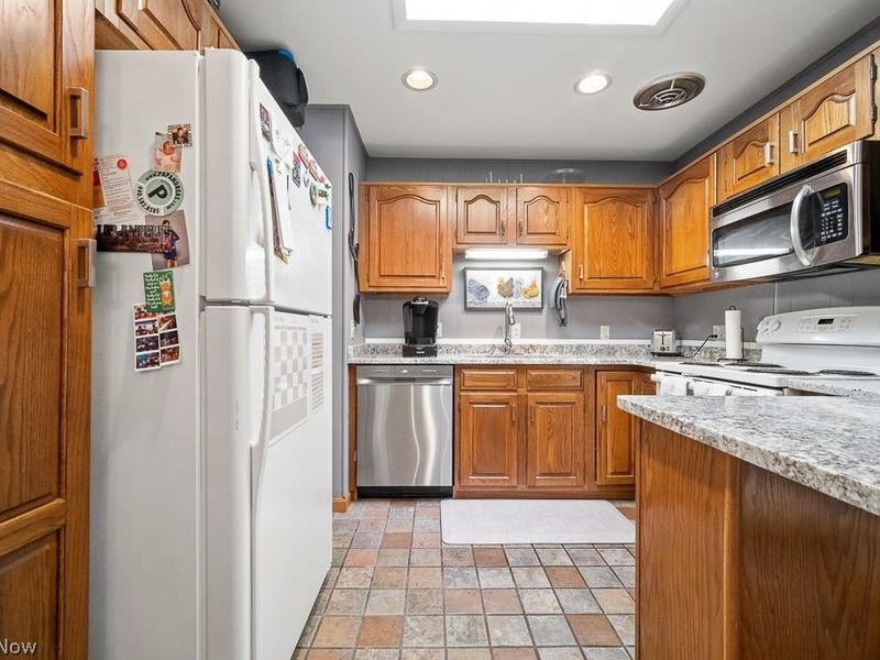 3761 Santom Road N, Stow, OH 44224 Photo 9