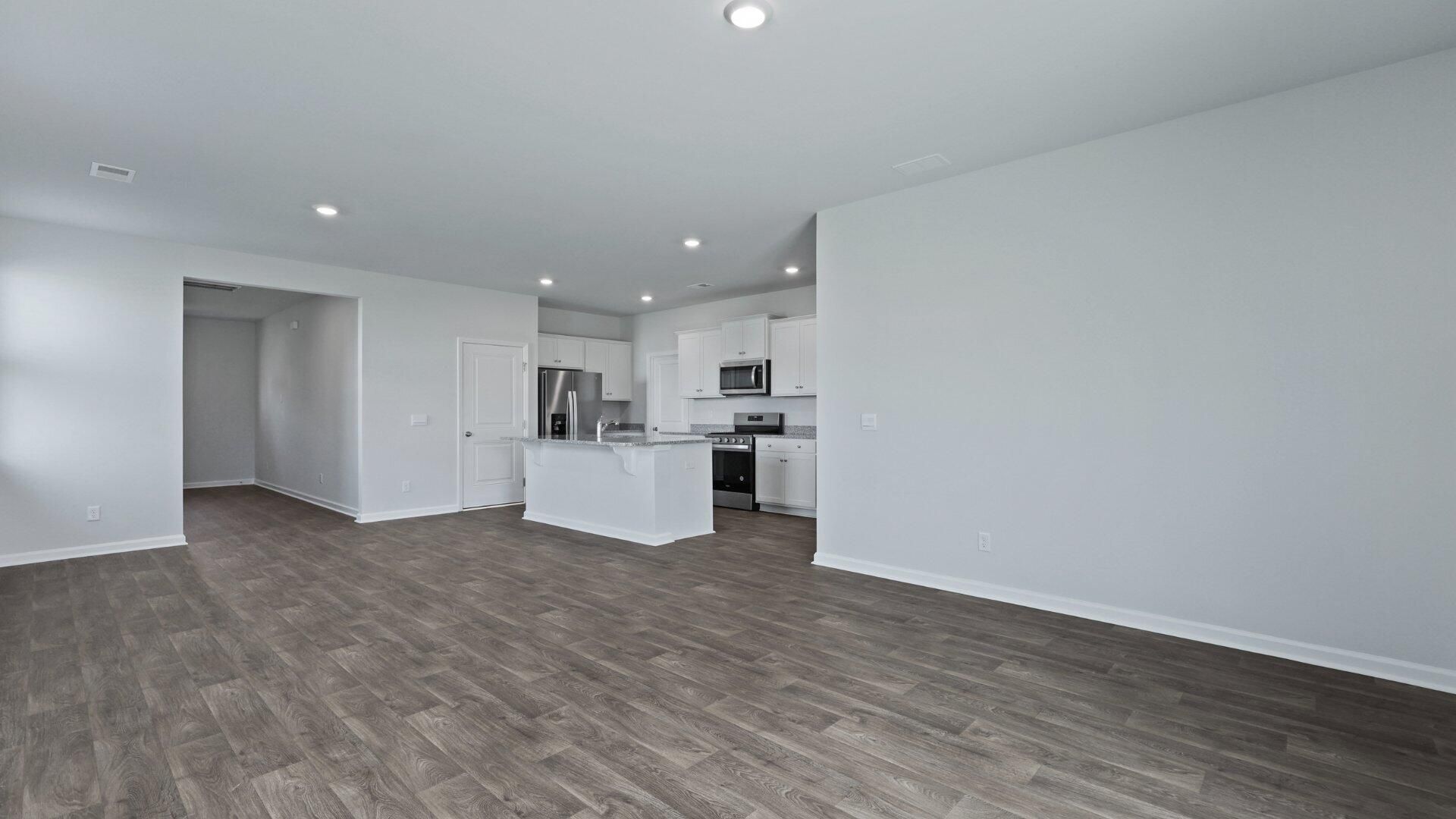 348 Willow Run Drive Photo 5