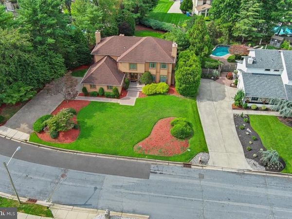 29 FAIRHAVEN DRIVE, CHERRY HILL, NJ 08003