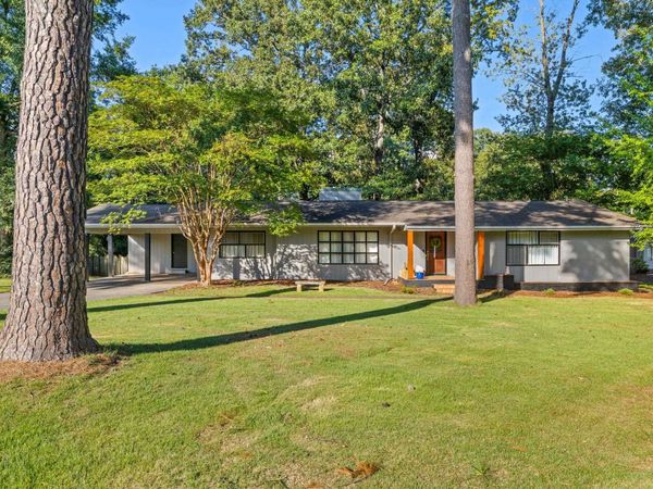 2001 Arlington Blvd, Florence, AL 35630