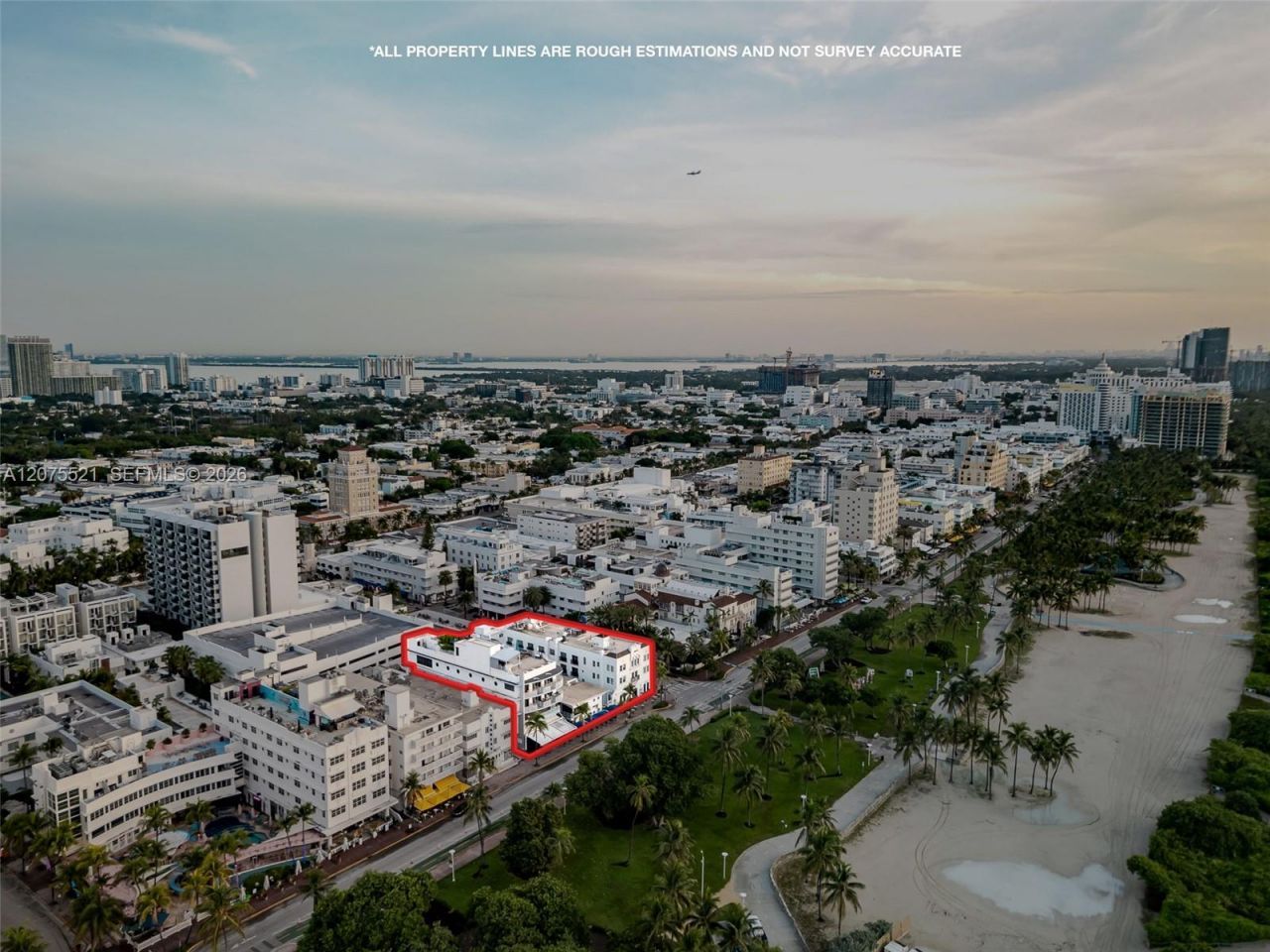 1060 Ocean Dr, Unit D204, Miami Beach, FL 33139 Photo