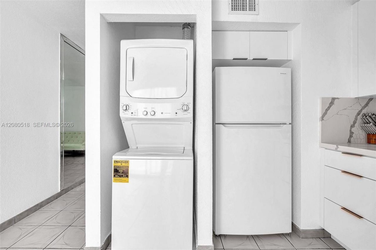199 SW 12th Ave, Unit 313E, Miami, FL 33130 Photo