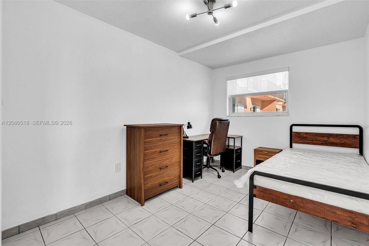 199 SW 12th Ave, Unit 313E, Miami, FL 33130 Photo