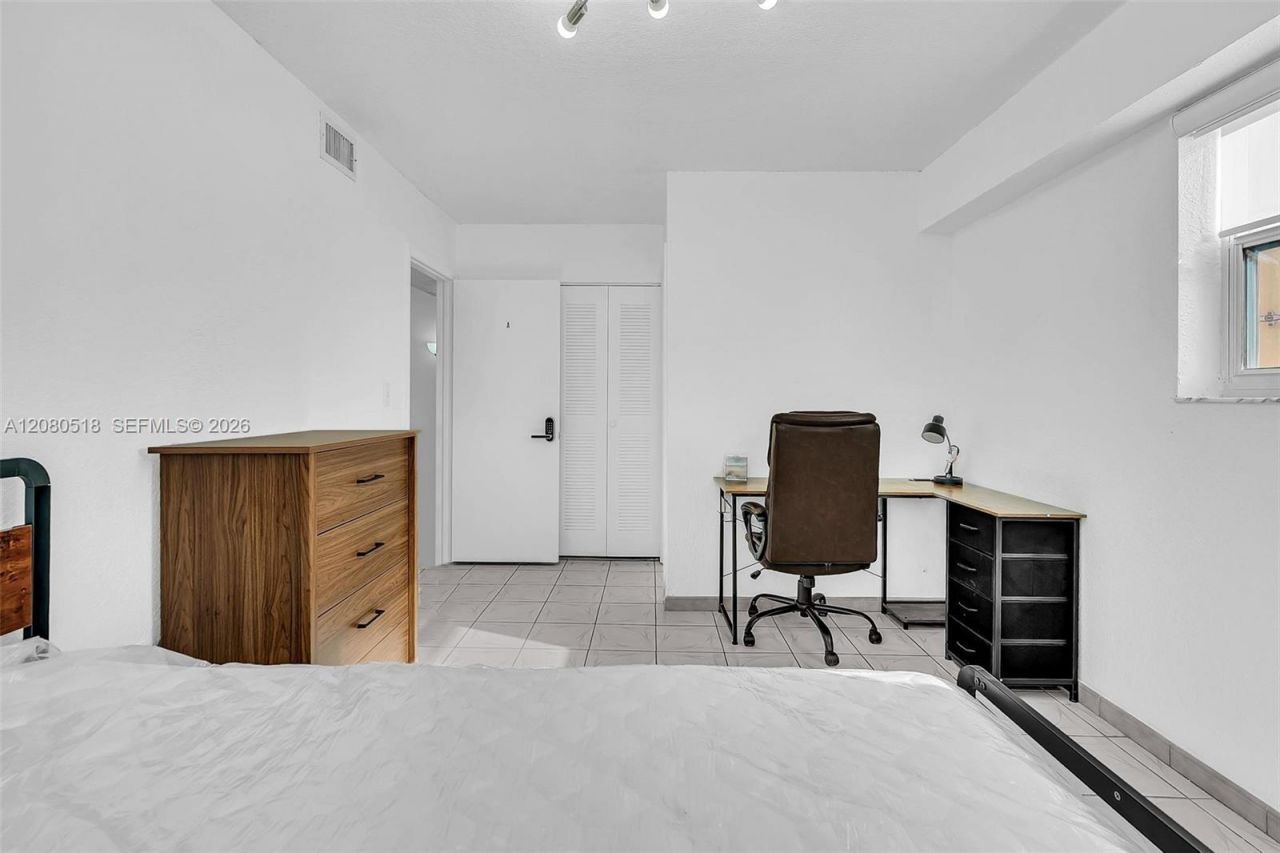 199 SW 12th Ave, Unit 313E, Miami, FL 33130 Photo