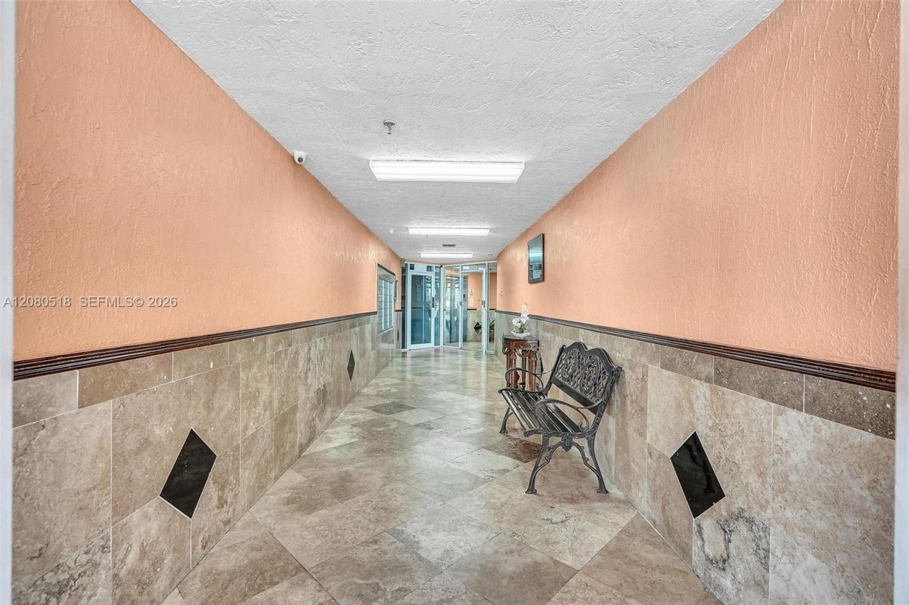 199 SW 12th Ave, Unit 313E, Miami, FL 33130 Photo