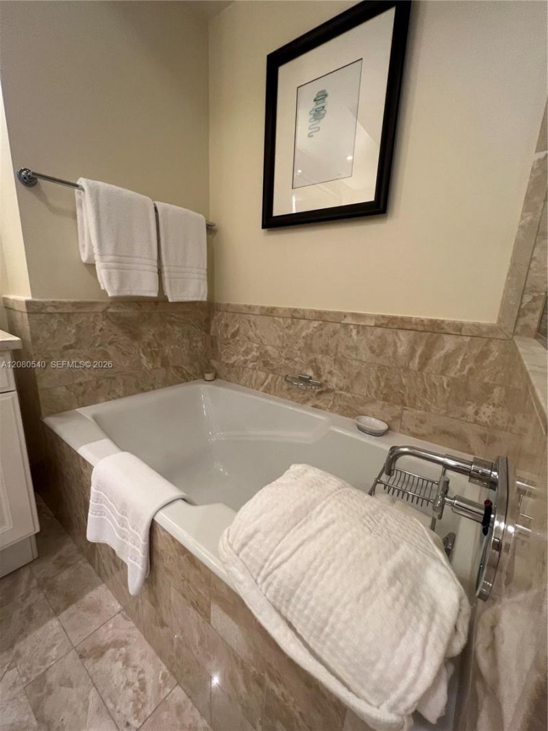 1435 Brickell Ave , Unit 3307, Miami, FL 33131 Photo