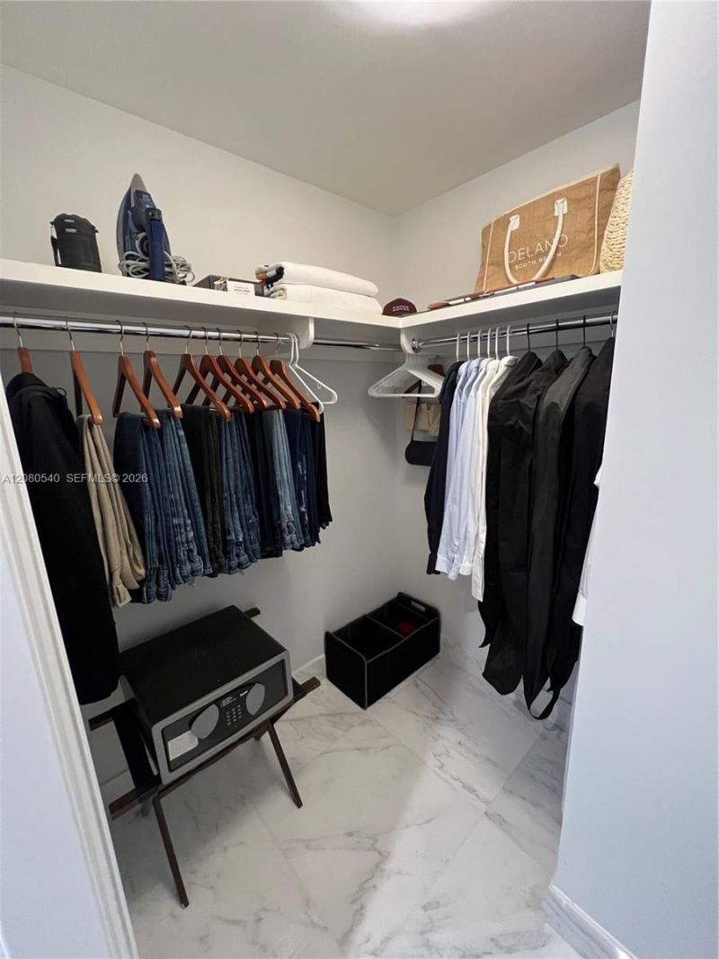 1435 Brickell Ave , Unit 3307, Miami, FL 33131 Photo