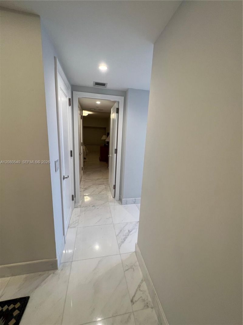 1435 Brickell Ave , Unit 3307, Miami, FL 33131 Photo