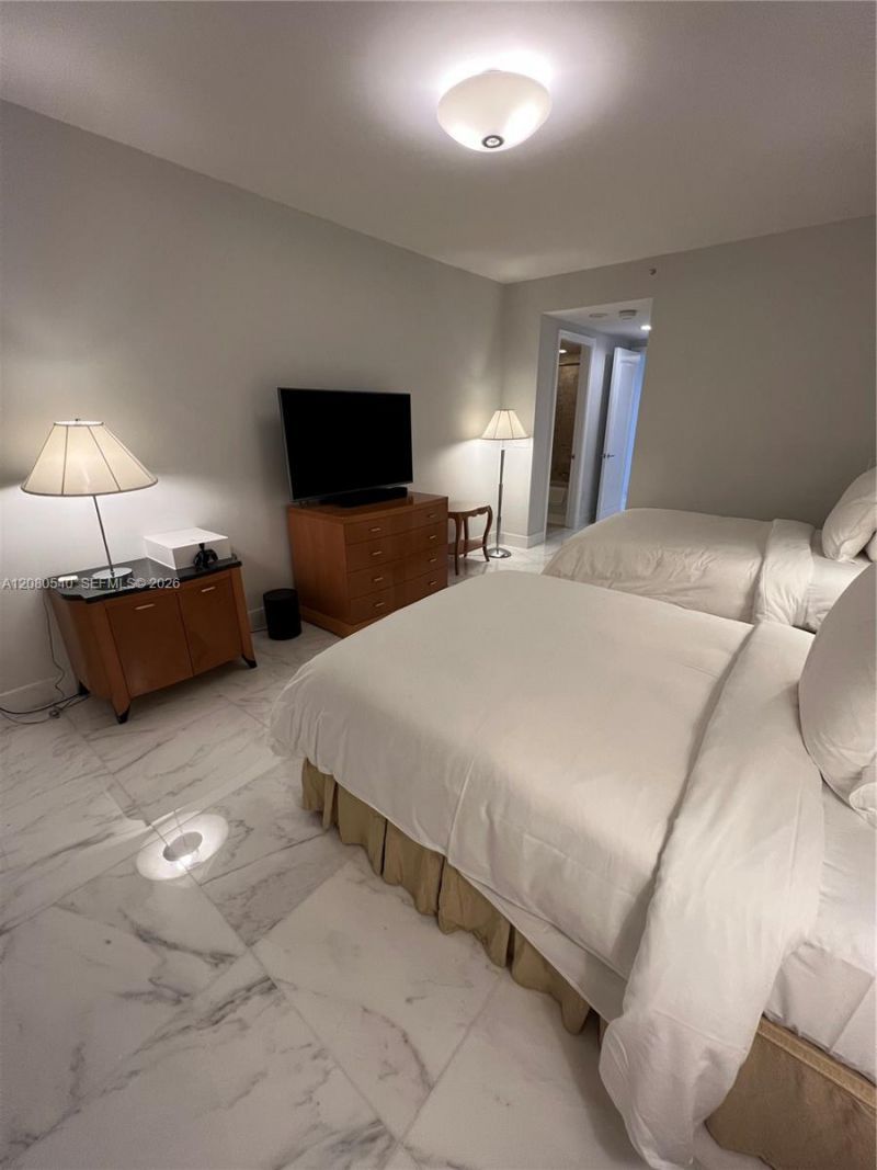 1435 Brickell Ave , Unit 3307, Miami, FL 33131 Photo