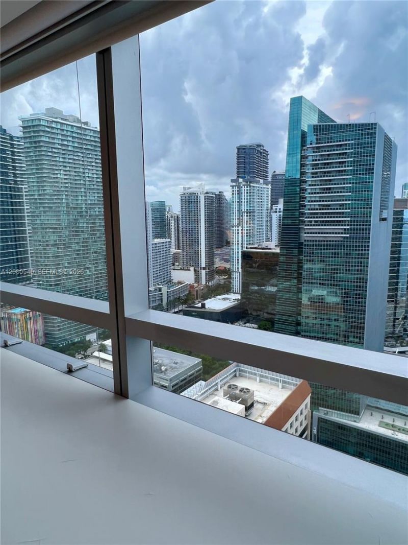 1435 Brickell Ave , Unit 3307, Miami, FL 33131 Photo