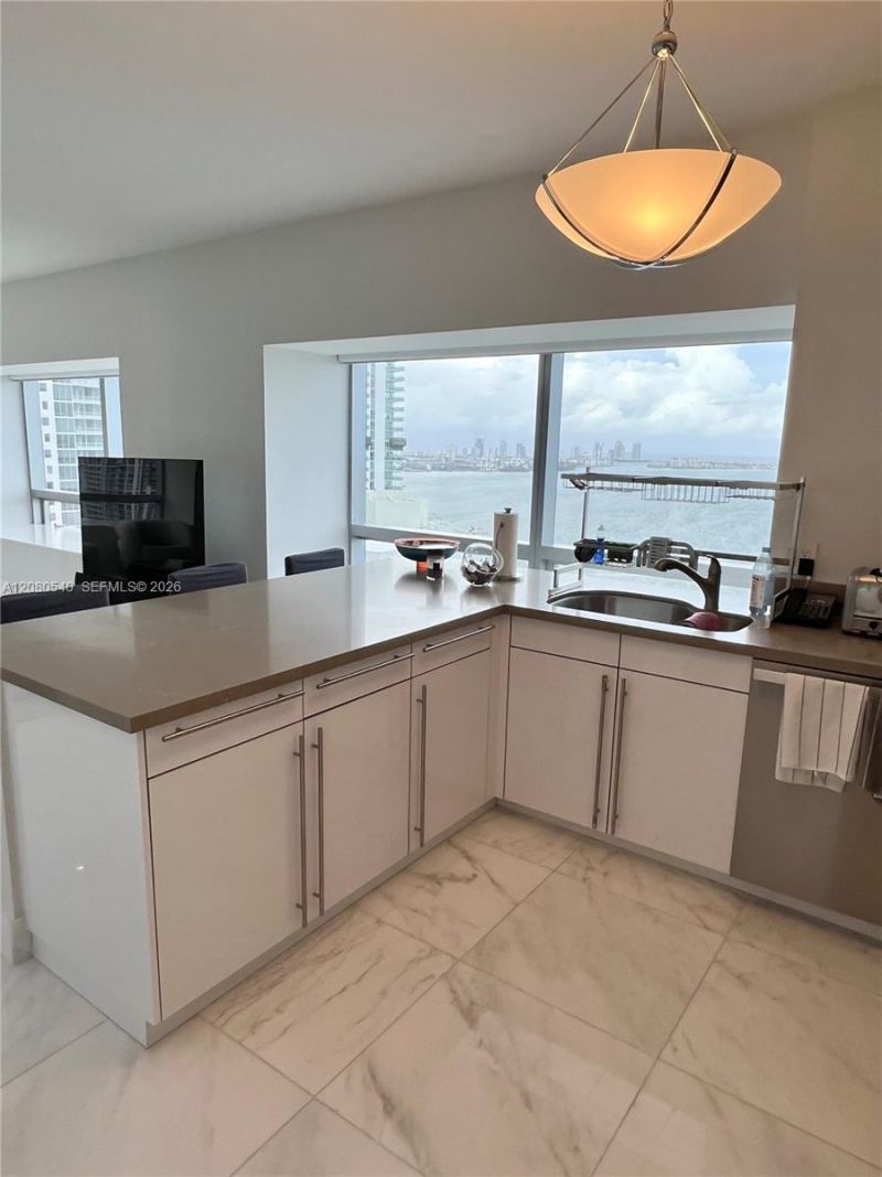 1435 Brickell Ave , Unit 3307, Miami, FL 33131 Photo